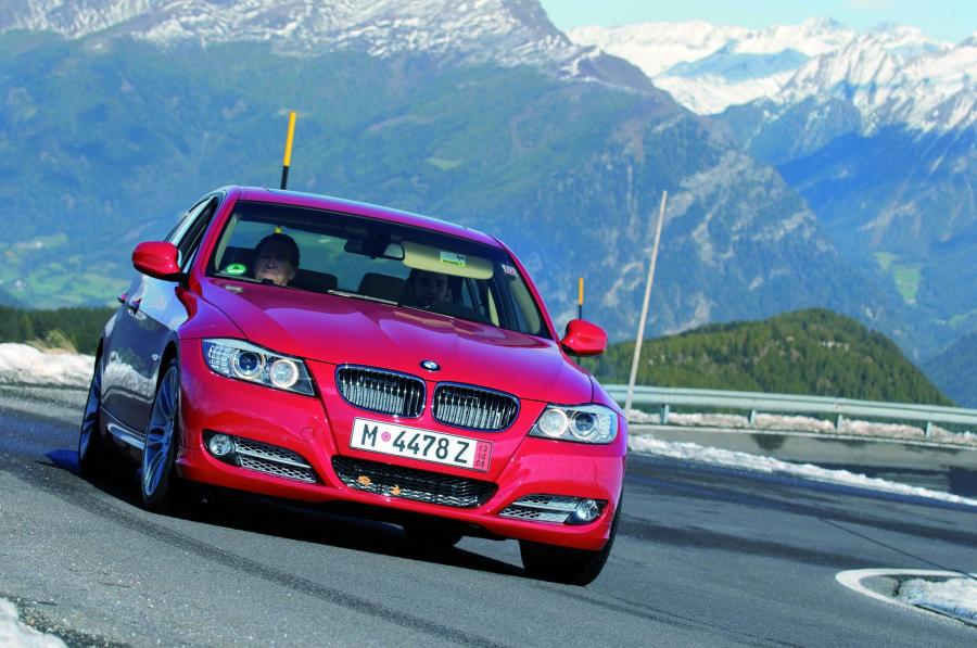  BMW 3-Series 2009 года  (фото 29 из 116)